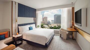 Premium bedding, in-room safe, desk, laptop workspace