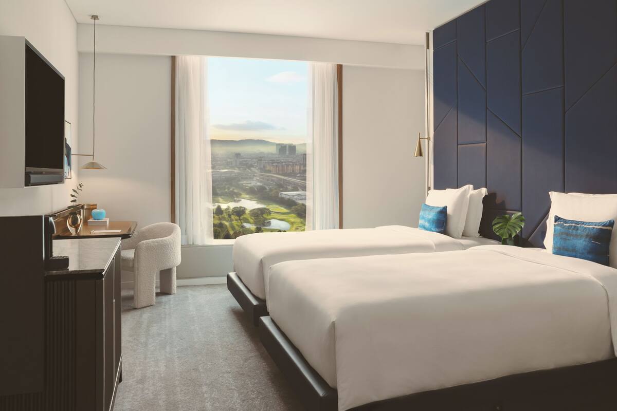 Premium Room, 2 Single Beds, Golf View (High Floor) | Premium bedding, in-room safe, desk, laptop workspace