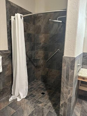 Haartrockner, Handtücher