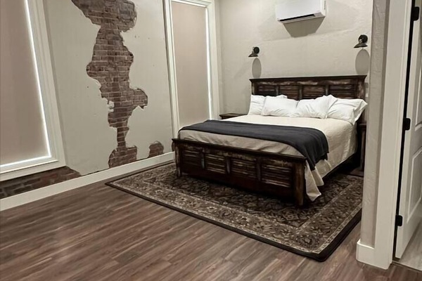 Fe87b4ef 01c9 4b93 aafe 9d183bc935fb