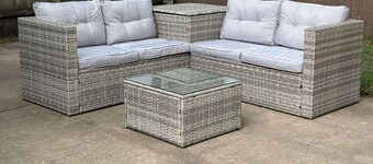 Colleens  2-bedroom house in Rock Falls with AC, WiFi.