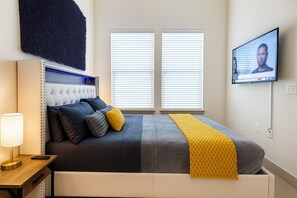 1 soverom, strykejern/-brett, wi-fi og sengetøy