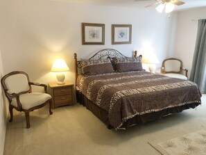 5 chambres, fer et planche à repasser, Wi-Fi, draps fournis