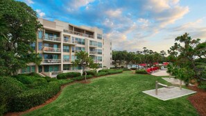 Exterior - 2 Bedroom Garden View at Marriott's Monarch at Sea Pines (Hilton Head Island)