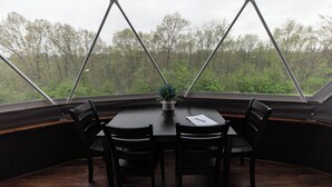 Dining - Natures Hotel. Luxury Glamping Dome minutes from Ark! (Williamstown)