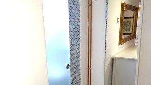 Unclassified image, 3 of 57, button - Promenade Apartment With Sea View YR1 (Thessaloniki)