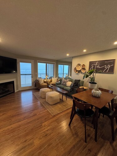 Salt + Cedar l Coastal Retreat