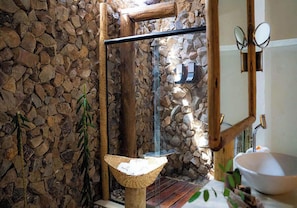 Room - Aloha Village Hotel (Amontada)