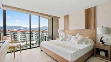 Apartment | Laptop workspace, free WiFi, bed sheets