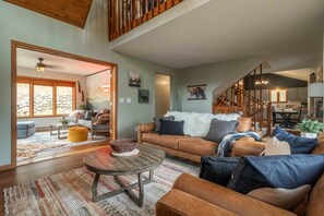 TV connectée, cheminée