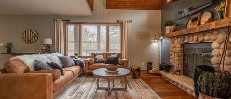 TV connectée, cheminée