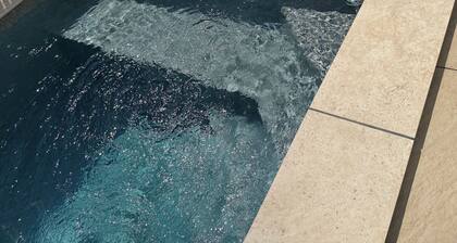 Le Manoir - Urban oasis with pool in the heart of Toulouse