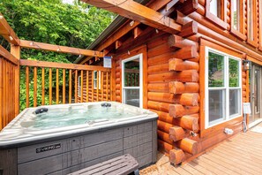 Bain à remous extérieur