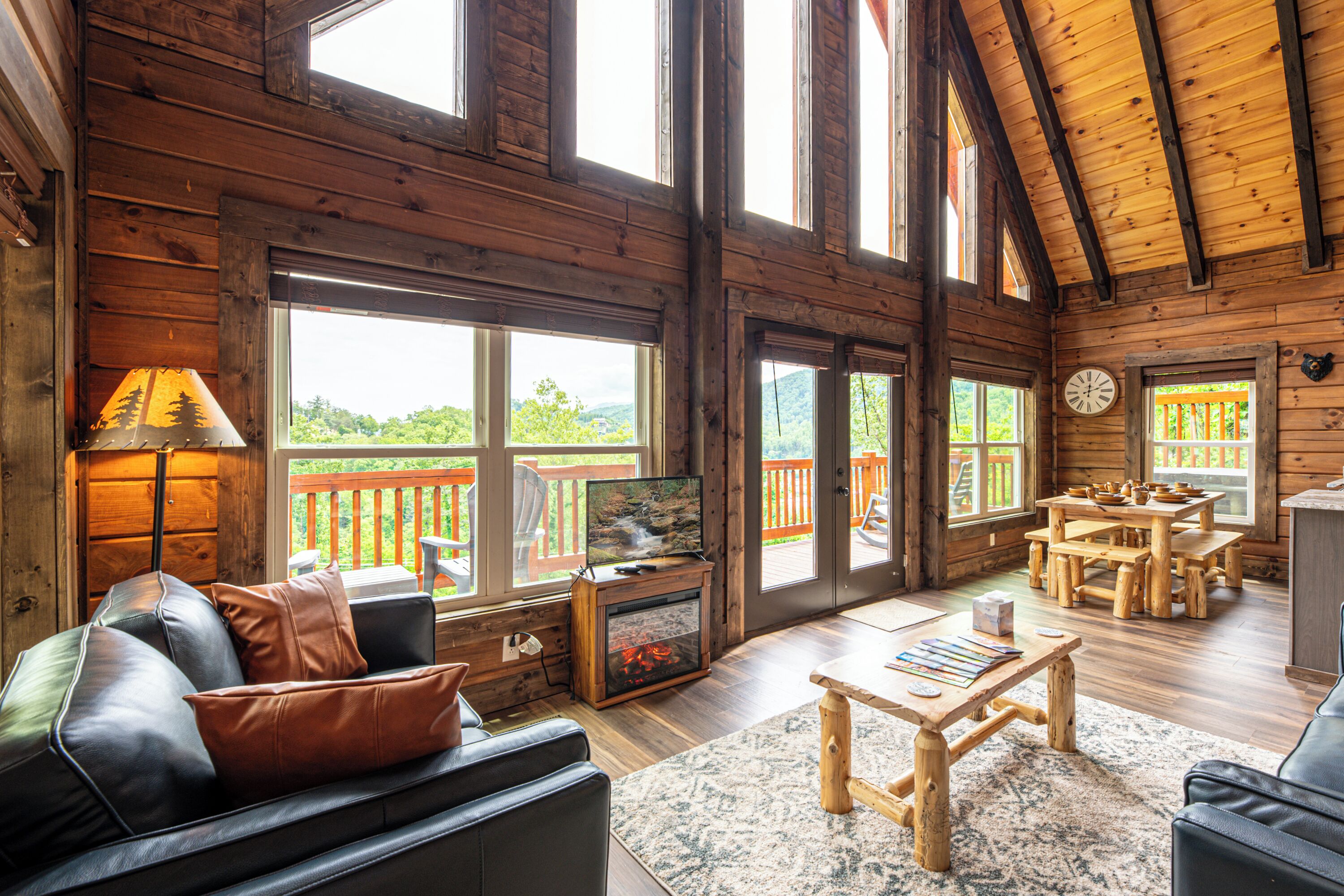 Smart-TV, Kamin, Videospiele, Computerbildschirme