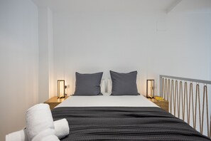 Iron/ironing board, free WiFi, bed sheets - The Malilla Apartment 05 by Florit Flats (Valencia)