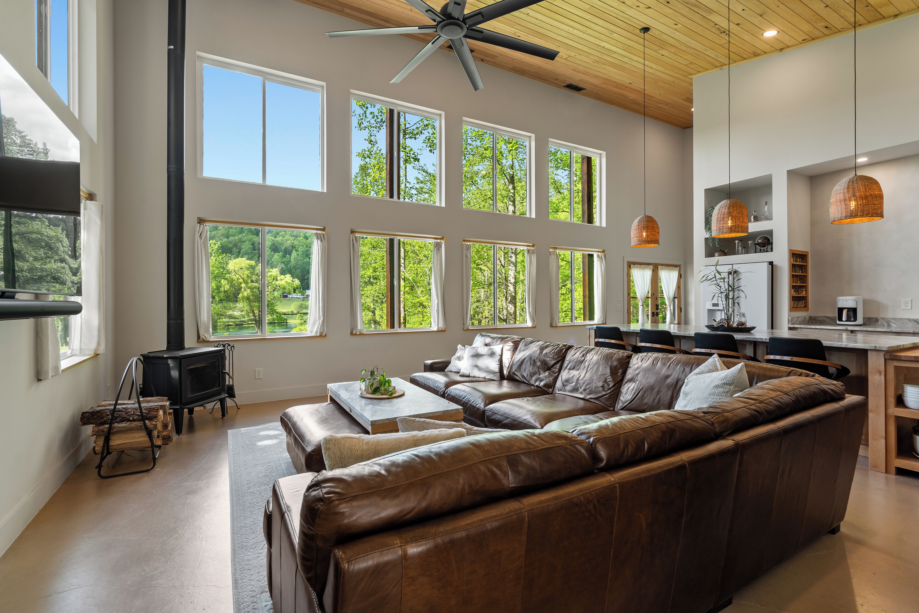 TV connectée, cheminée