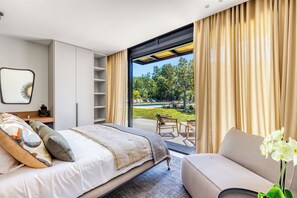 5 chambres, bureau, fer et planche à repasser, Wi-Fi
