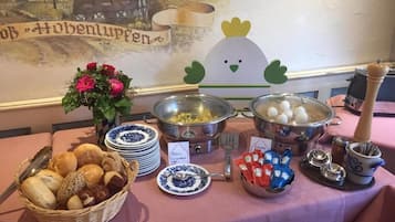 Desayuno buffet incluido todos los días