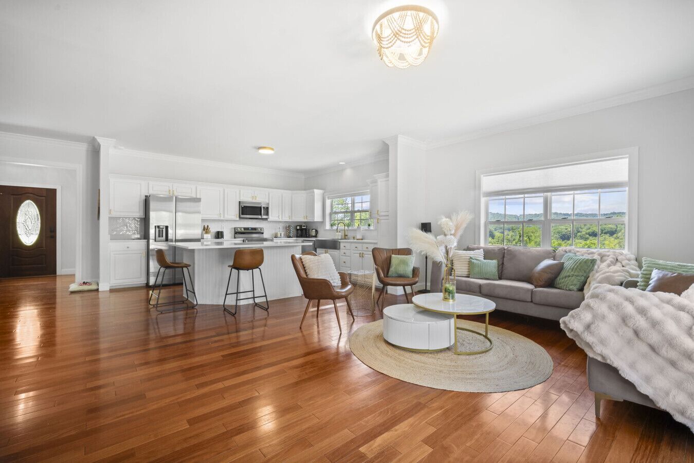 Smart TV, fireplace, stereo, offices