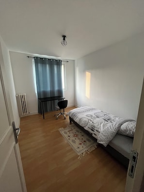 4 bedrooms, free WiFi, bed sheets