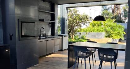 Cozy 1-bedroom condo with WiFi, AC in charming Novo Campeche, Florianópolis
