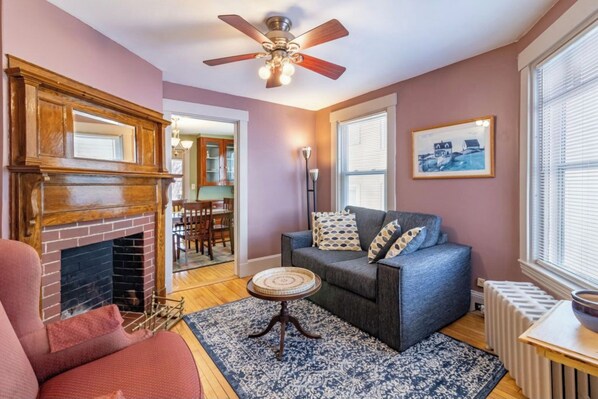 Smart TV, fireplace - Apartment in Bangor (Bangor)