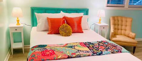 Iron/ironing board, WiFi, bed sheets