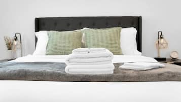 1 bedroom, in-room safe, iron/ironing board, free WiFi