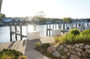 Marina - The Harbor Hideout - Riverside home near Beaches, Pier, downtown shops (St. Joseph)