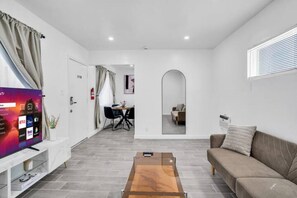 Living area - The SoCal Bright & Cozy Hideaway - BRAND NEW! (Whittier)