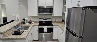 Apt.#3 Nice & New 2bed 2bath