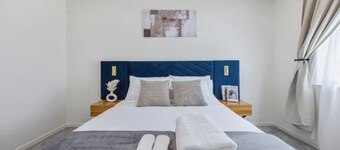 Charming 2BR Getaway in the Hills - BRAND NEW!