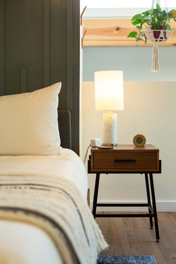 1 habitación, tabla de planchar con plancha, wifi y ropa de cama 