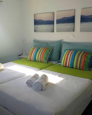 4 chambres, fer et planche à repasser, Wi-Fi, draps fournis