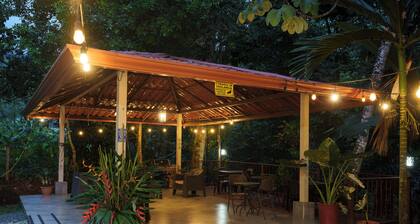 Ukinca Hostel