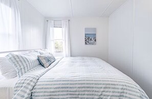 3 chambres, fer et planche à repasser, accès au Wi-Fi (inclus)