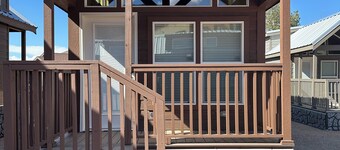 Charming 2-bedroom cabin #109 in fabulous Moab with AC, Wi-Fi