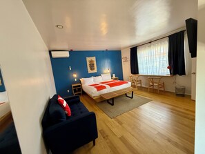 1 slaapkamer, een strijkplank/strijkijzer, gratis wifi