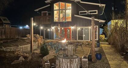 Peaceful Retreat with Private Bathroom + Balcony