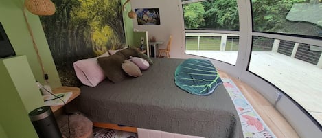 1 bedroom, WiFi, bed sheets