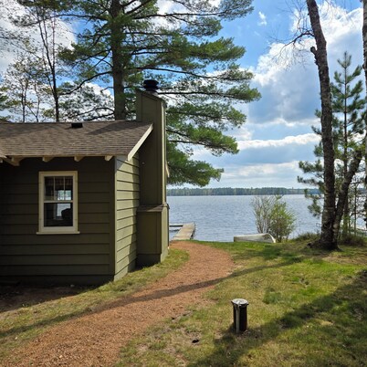 Family and pet friendly, waterfront cabin on Lost Lake, with private dock