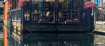 Flagship live aboard BNB boat, offers  Paddle boards, kayaks. crabbing and more