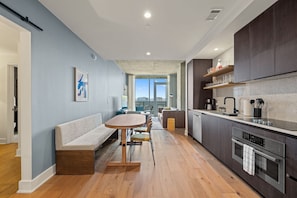 Fridge, microwave, oven, stovetop - Downtown Luxury 2BR | Rainey St | Pool | Gym | WFH Ready (Austin)
