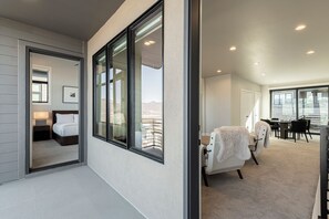 3 habitaciones, tabla de planchar con plancha y wifi gratis 