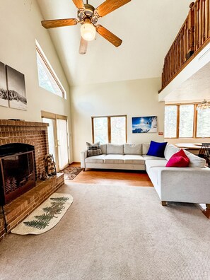 Smart TV, fireplace, books