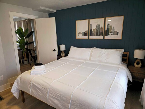 1 bedroom, desk, iron/ironing board, free WiFi