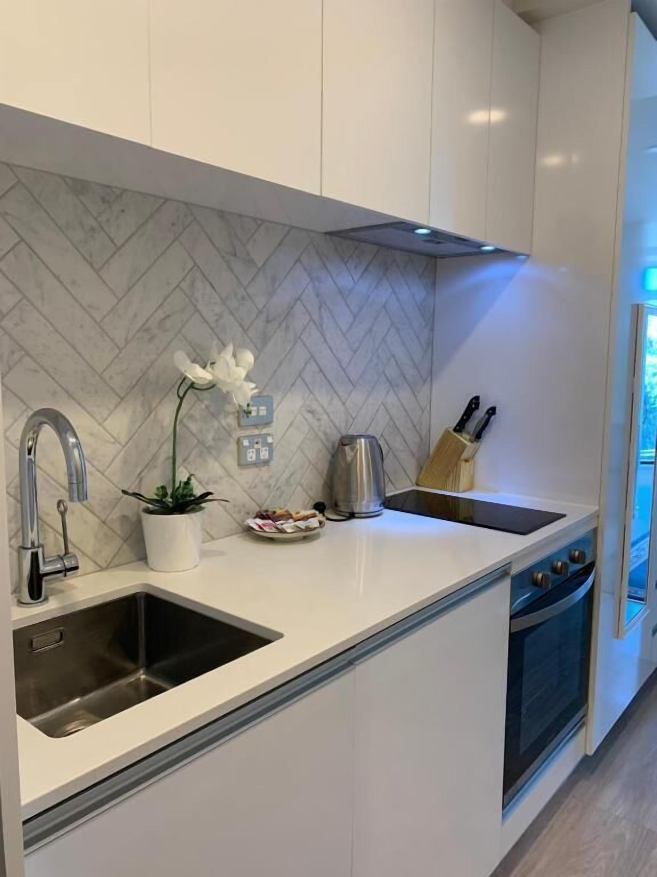 Superior Studio, City View | Private kitchen