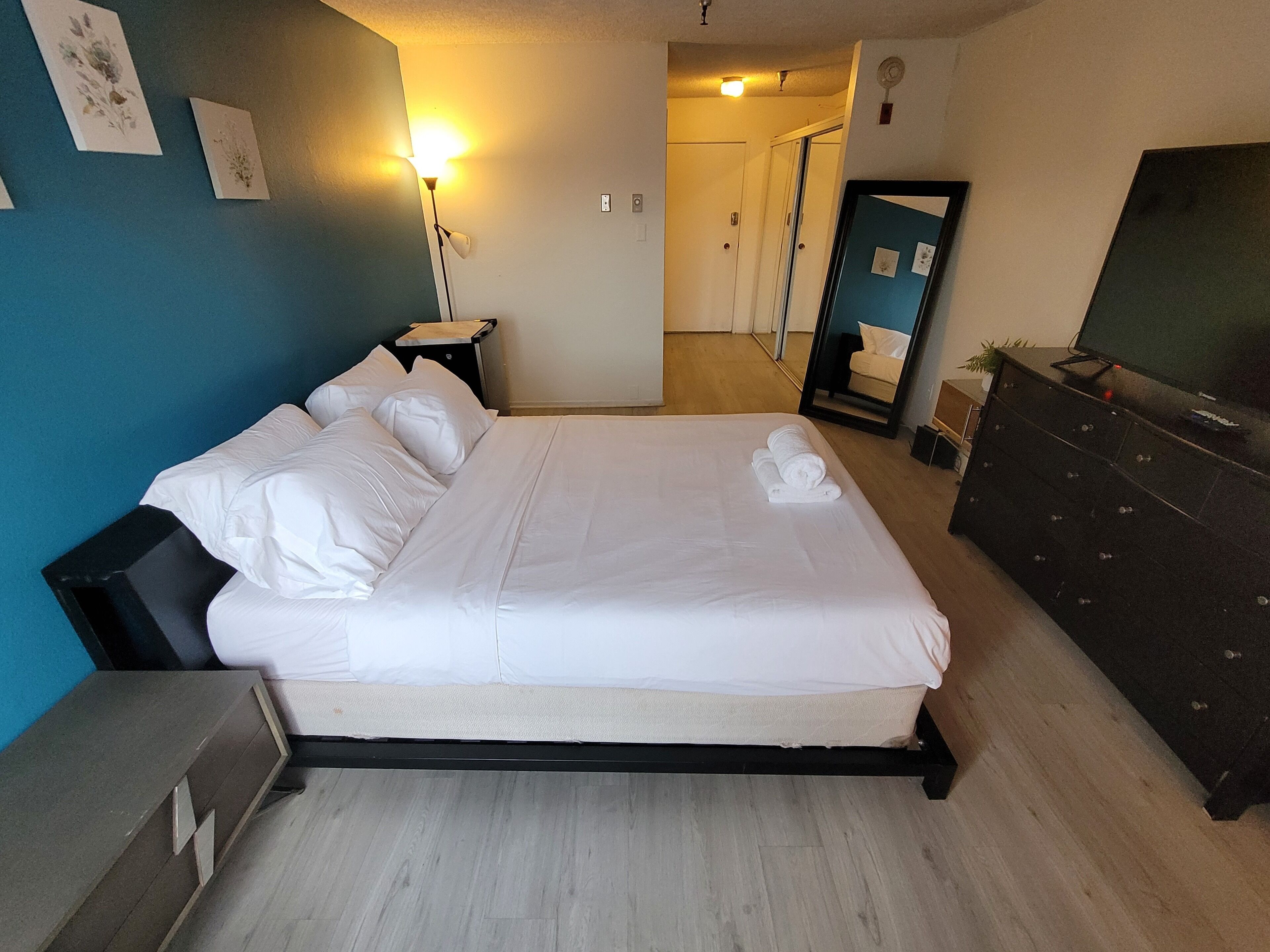 1 bedroom, WiFi, bed sheets