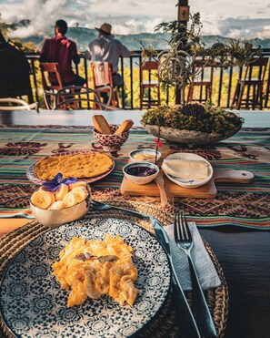 Free daily full breakfast  - Tominejo Ecolodge (Neira)