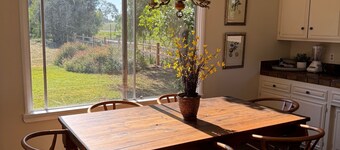 Peaceful 3BR Lavender Farmhouse Retreat